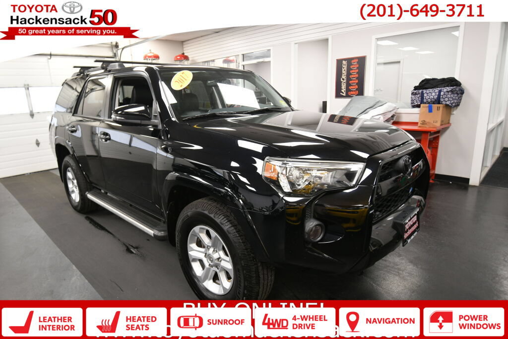 Used 2017 Toyota 4Runner SR5 Premium AWD/4WD image 1