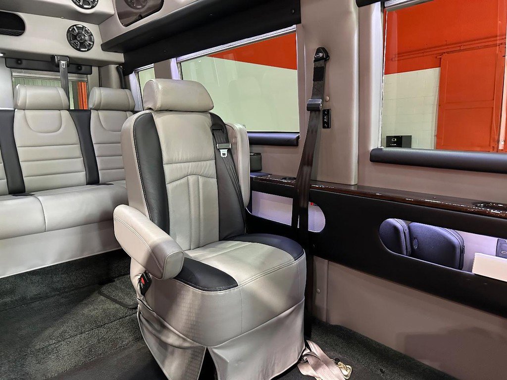 Used 2017 RAM ProMaster 2500 w/ Premium Appearance Group image 24