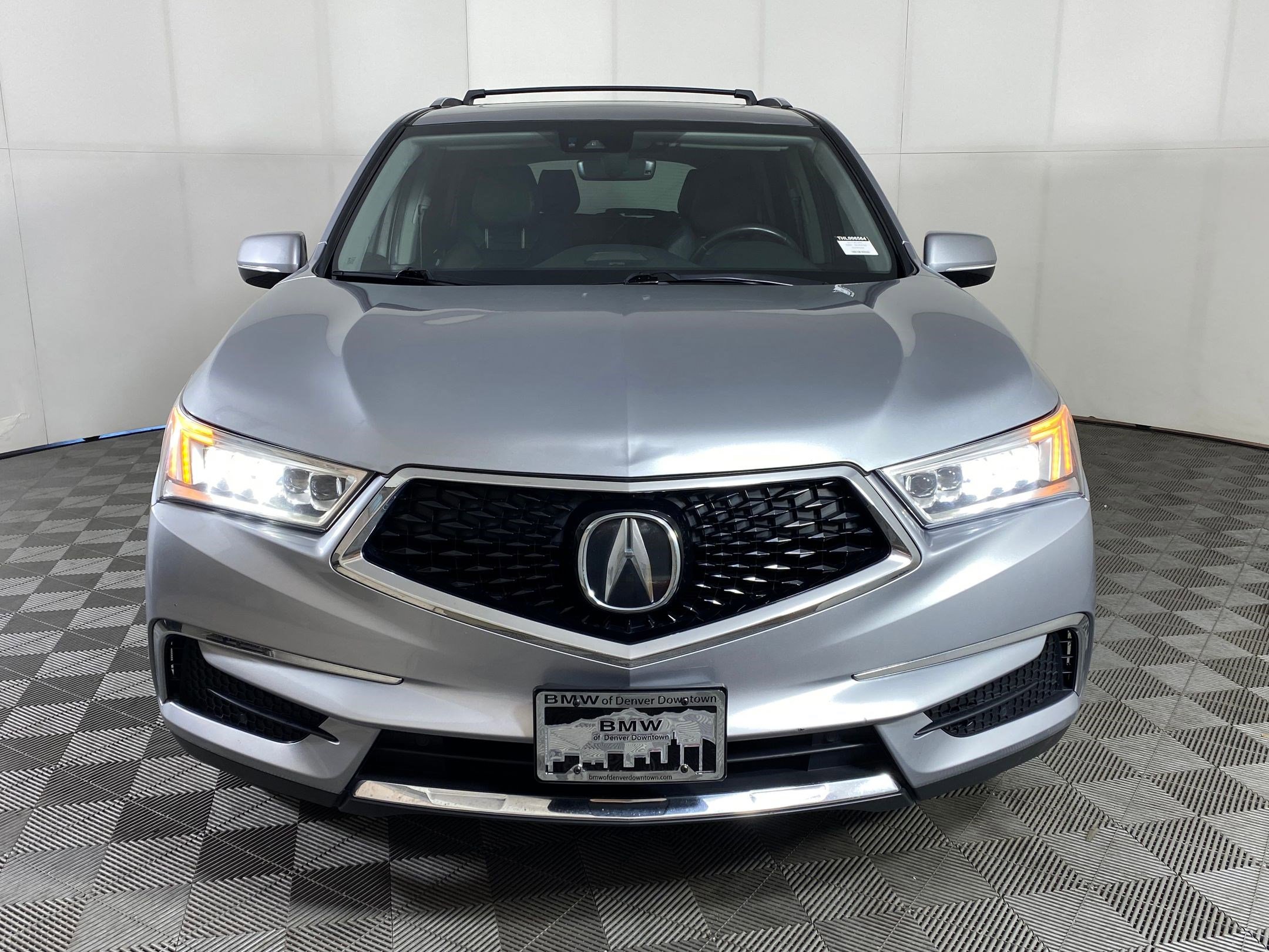 Used 2017 Acura MDX w/ Technology & Entertainment image 6