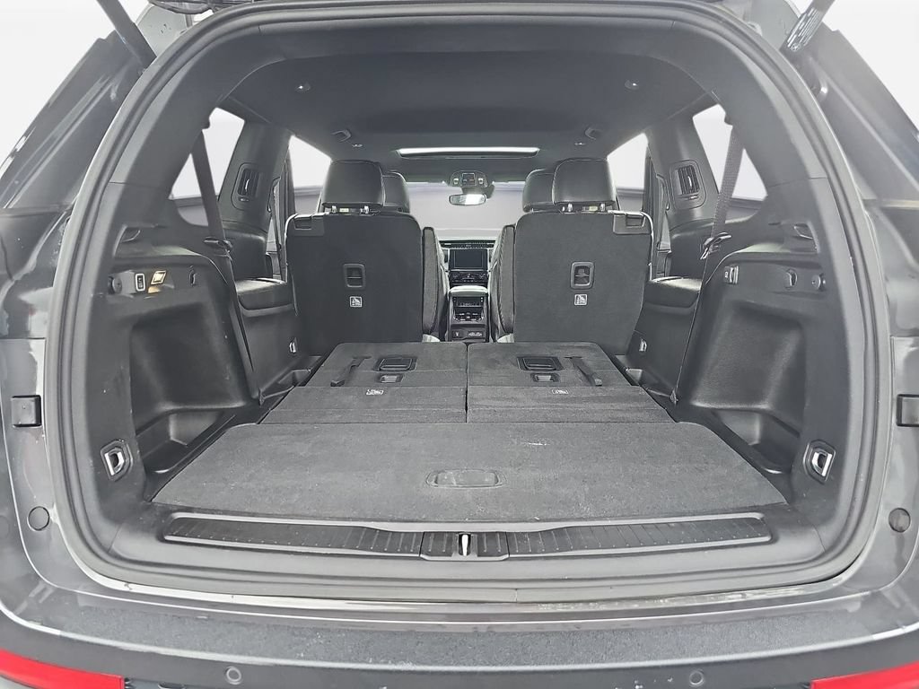 Used 2023 Jeep Grand Cherokee L Laredo AWD/4WD image 14