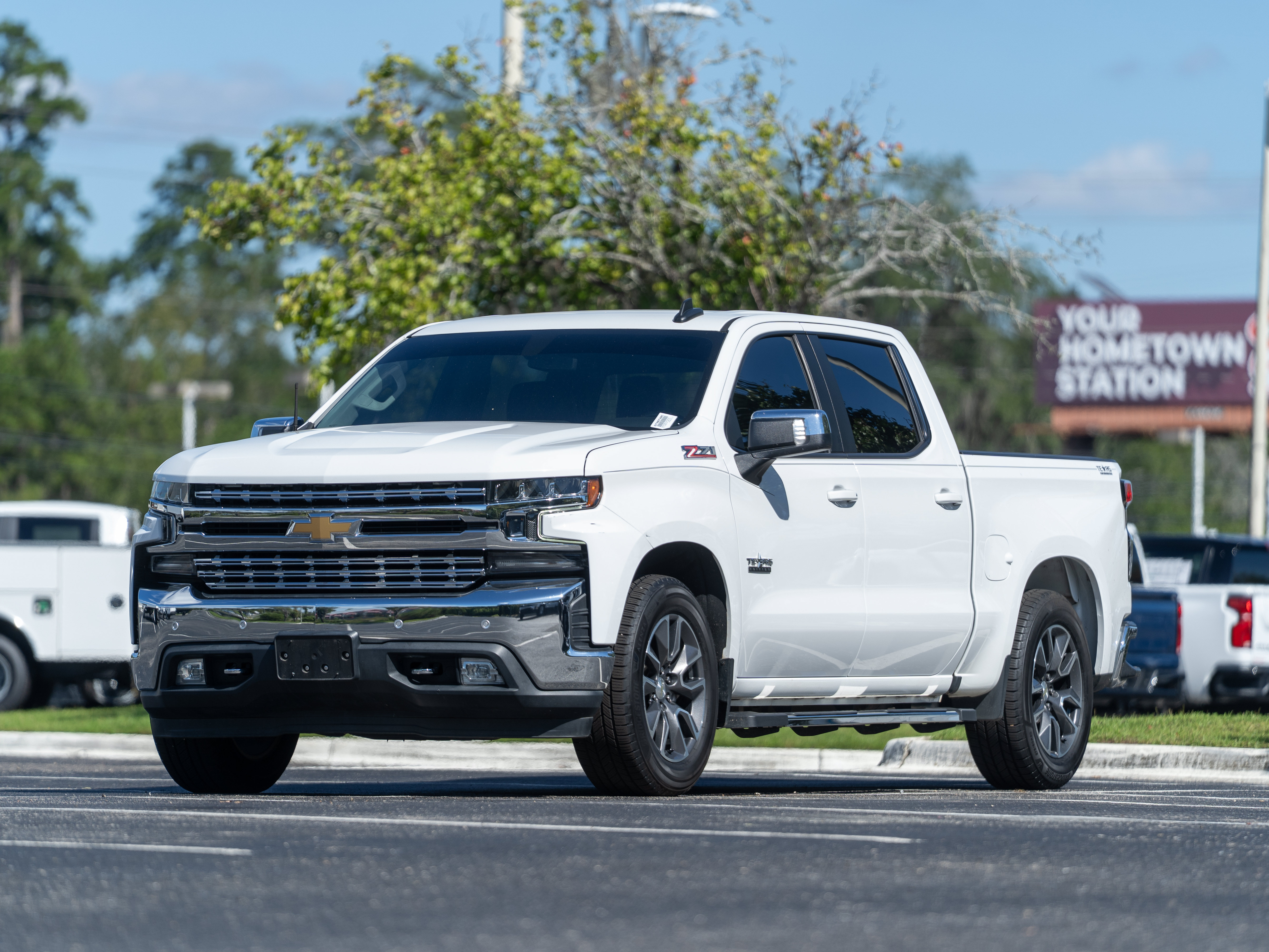 Used 2020 Chevrolet Silverado 1500 LT w/ Texas Edition RWD image 40