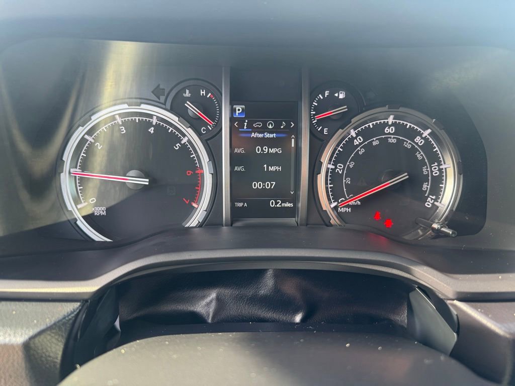 Used 2023 Toyota 4Runner TRD Off-Road Premium AWD/4WD image 11