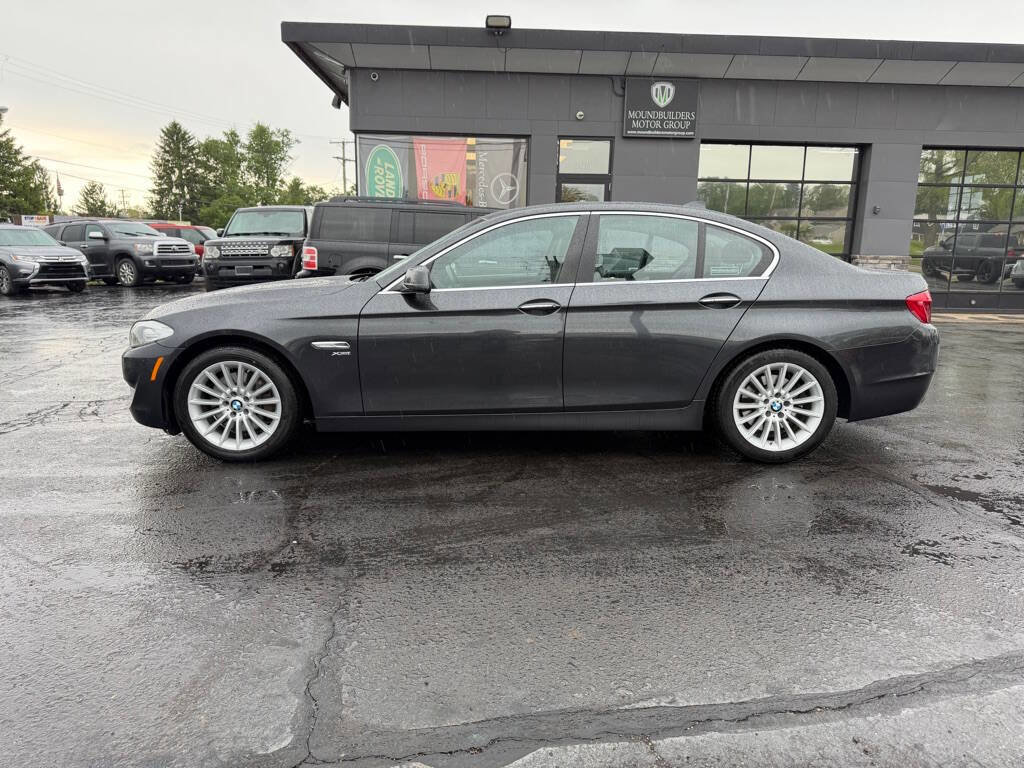 Used 2011 BMW 535i xDrive Sedan AWD/4WD image 3