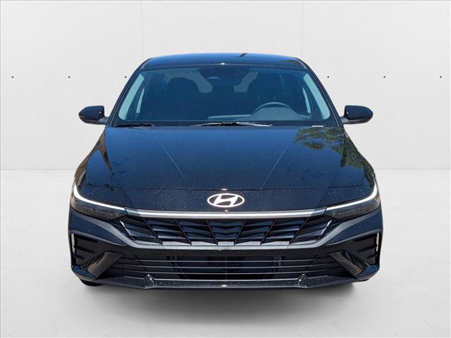 New 2025 Hyundai Elantra Blue image 6