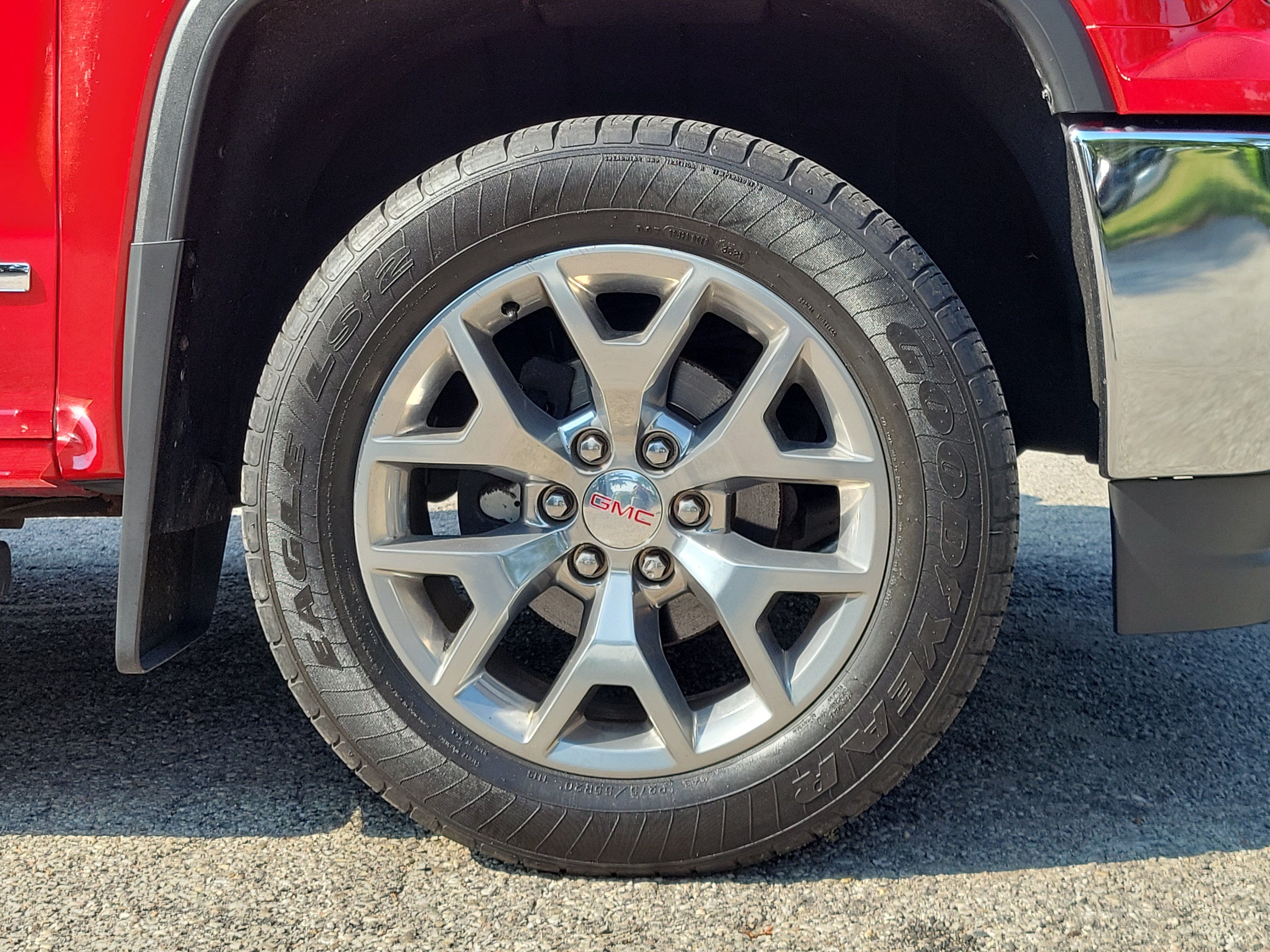 Used 2018 GMC Sierra 1500 SLT w/ SLT Premium Package AWD/4WD image 5