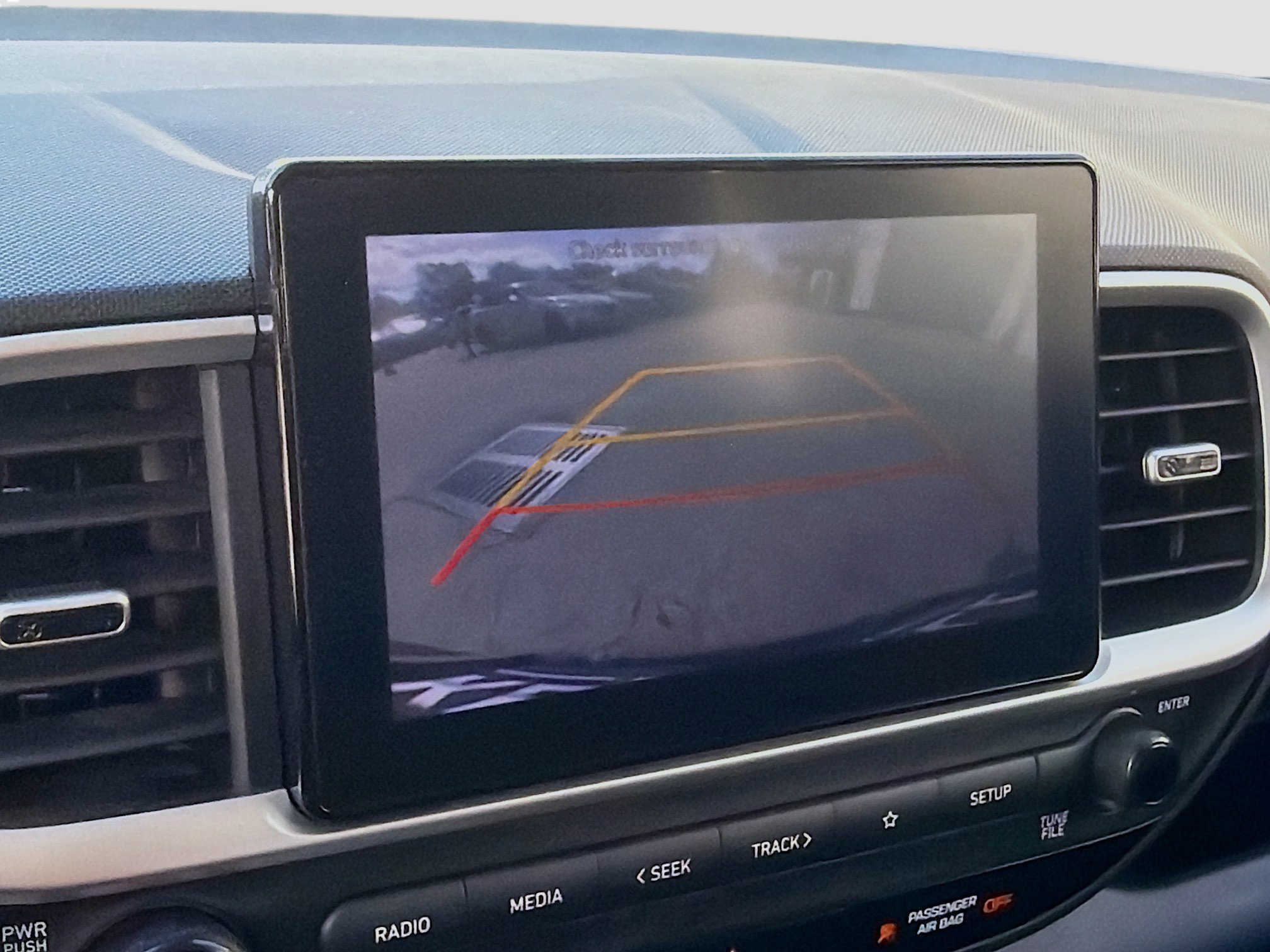 Used 2022 Hyundai Venue SE FWD image 11