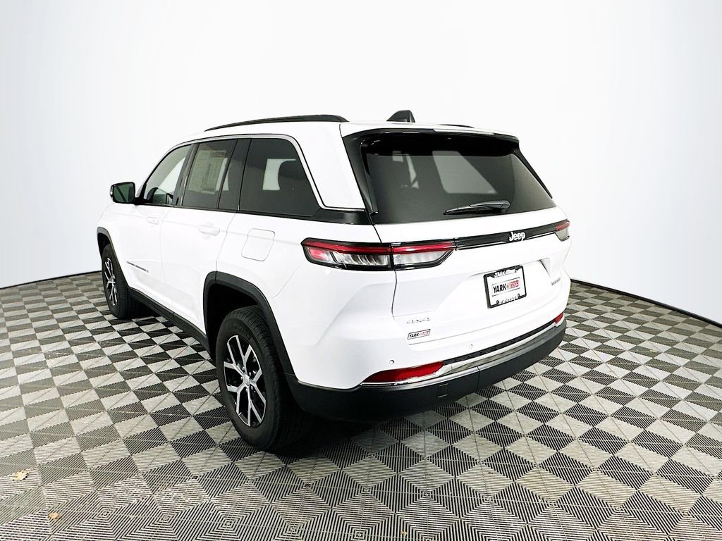 Certified 2025 Jeep Grand Cherokee Limited image 7