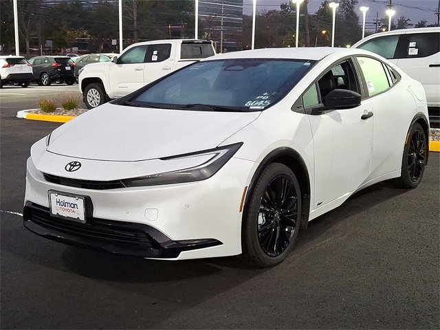 New 2026 Toyota Prius AWD image 3