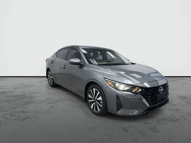 Used 2025 Nissan Sentra SV w/ SV Premium Package FWD image 6