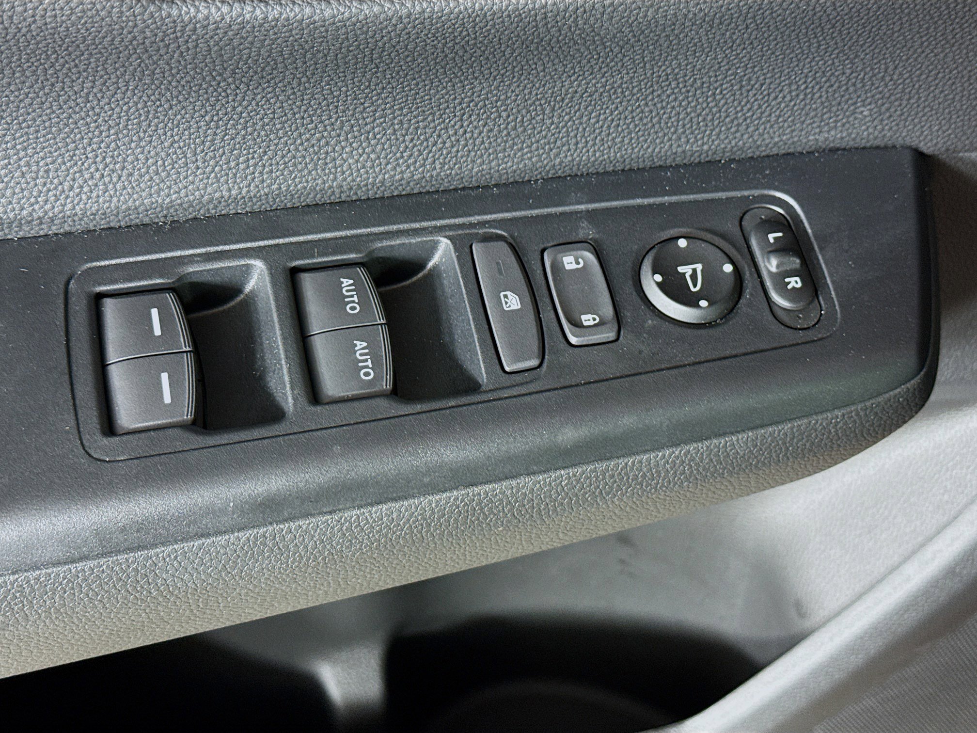 Used 2026 Honda CR-V Sport image 20