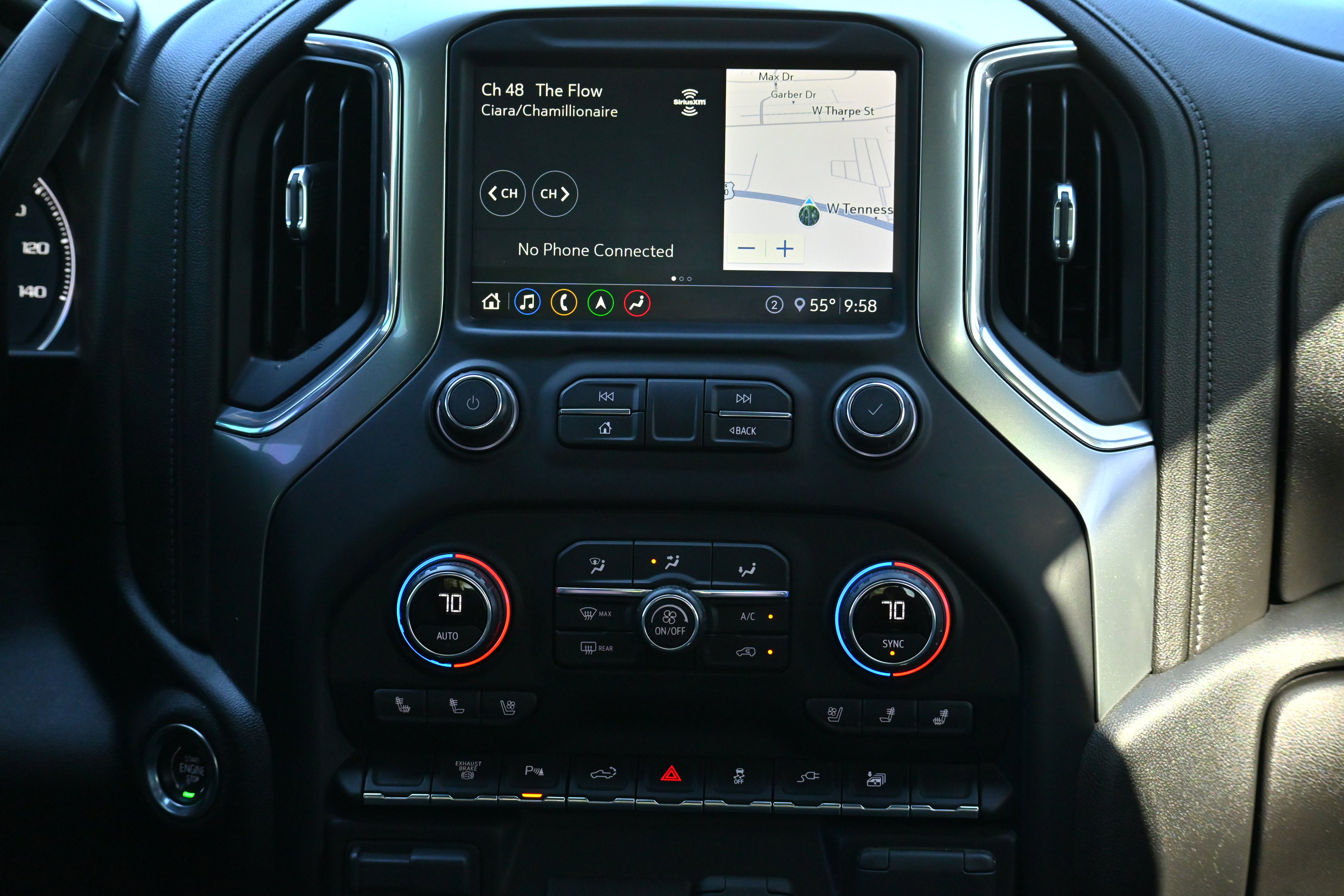 Used 2020 Chevrolet Silverado 2500 LTZ w/ LTZ Plus Package image 13