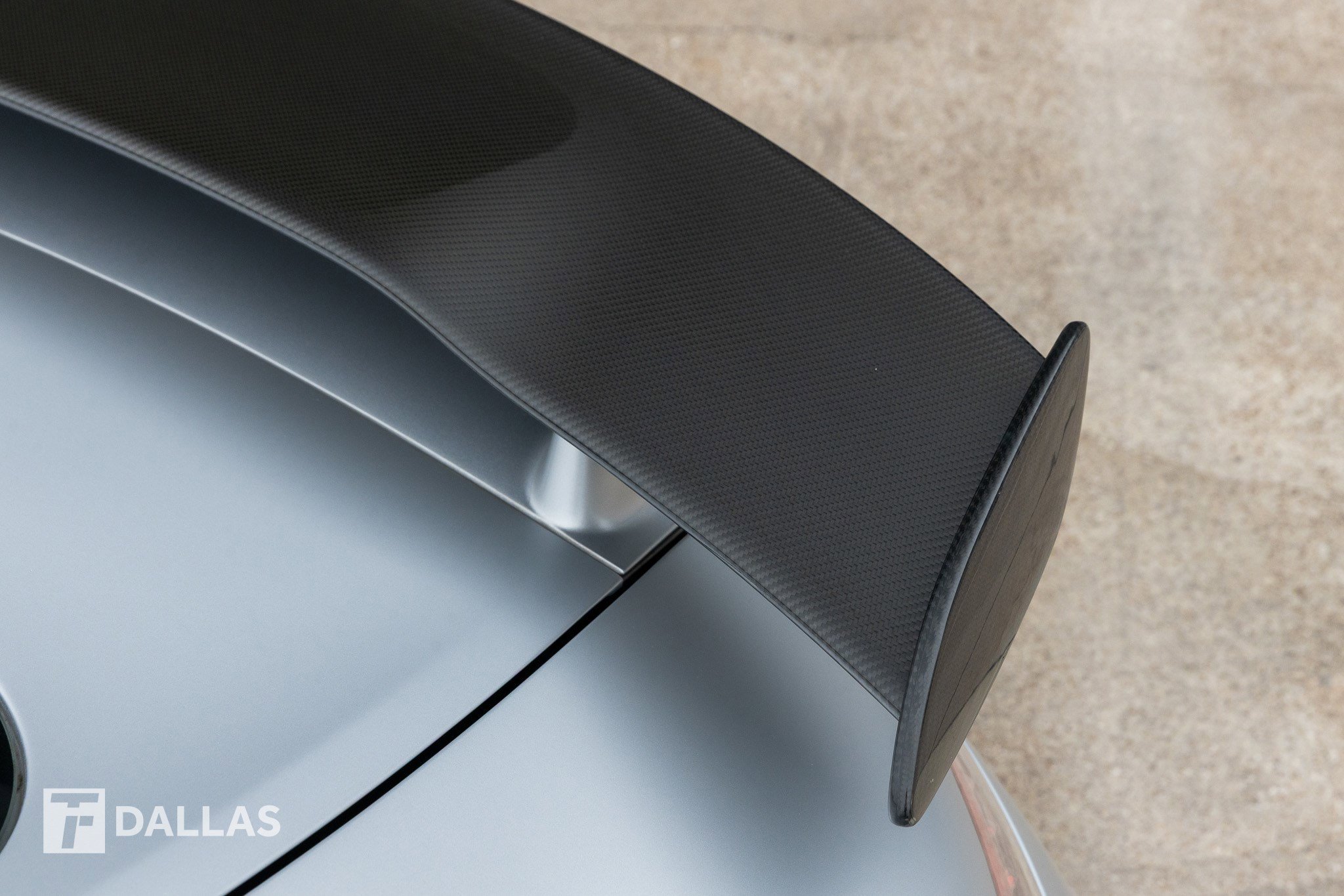 Used 2018 Mercedes-Benz AMG GT R image 8