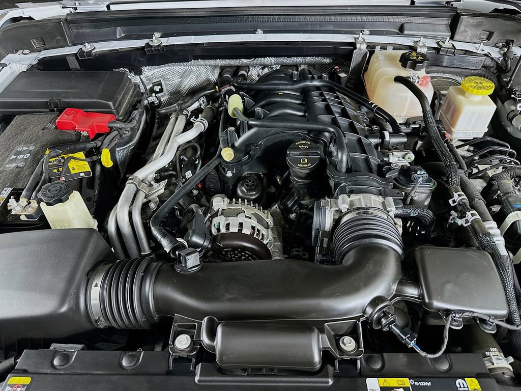 Certified 2024 Jeep Gladiator Sport image 39