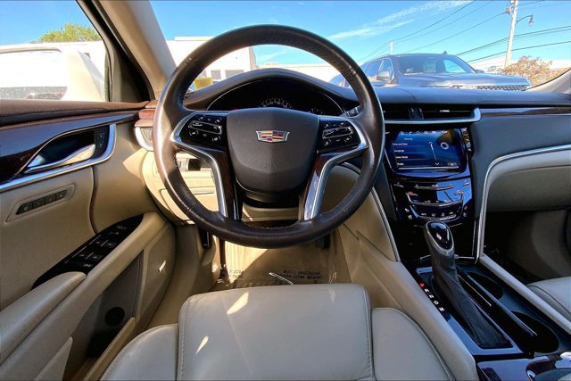 Used 2016 Cadillac XTS Luxury w/ Driver Awareness Package FWD image 4
