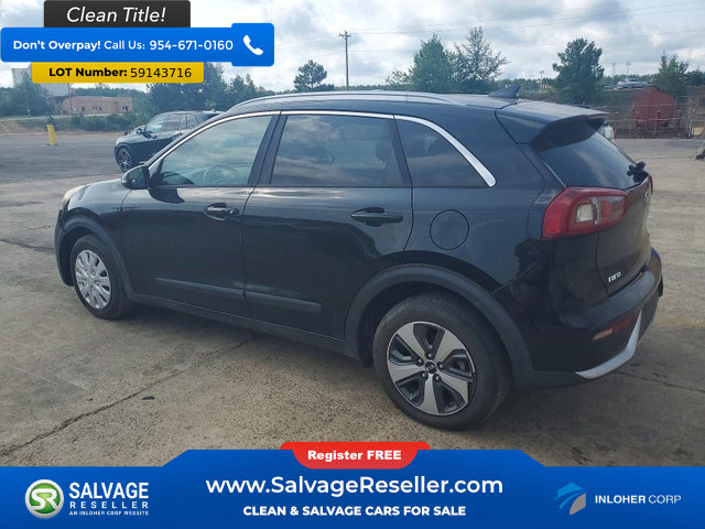 Used 2017 Kia Niro EX FWD image 3