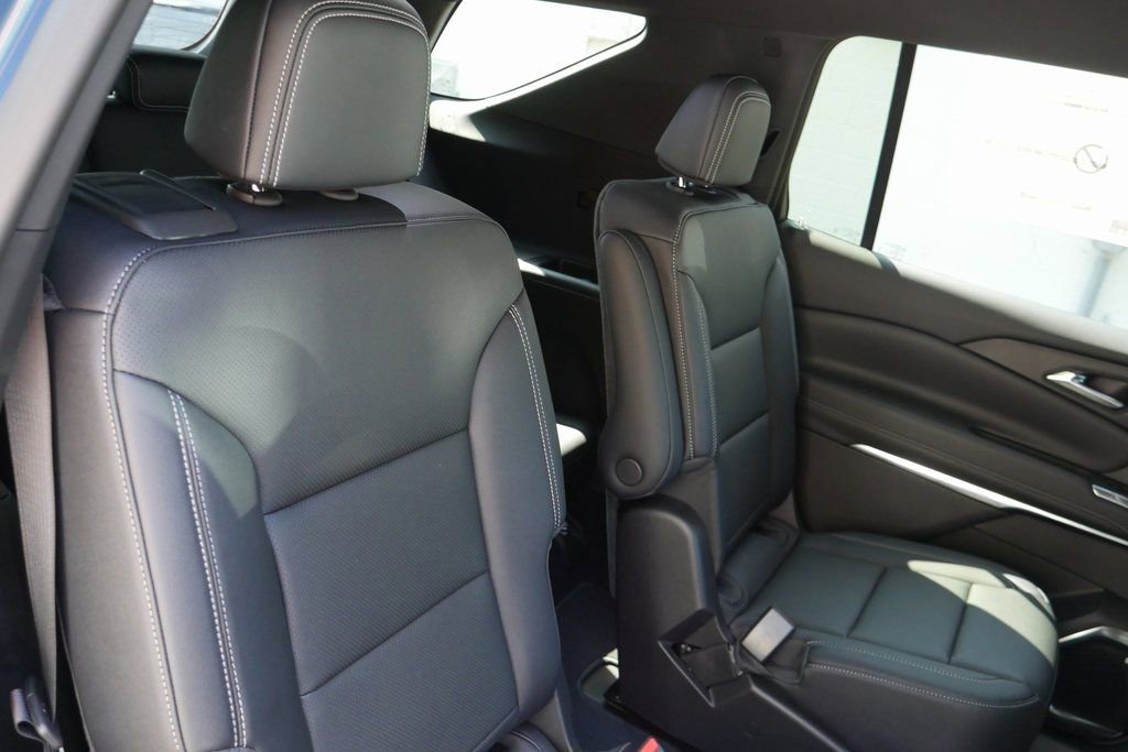 New 2026 Chevrolet Traverse LT w/ Enhanced Driving Package image 23