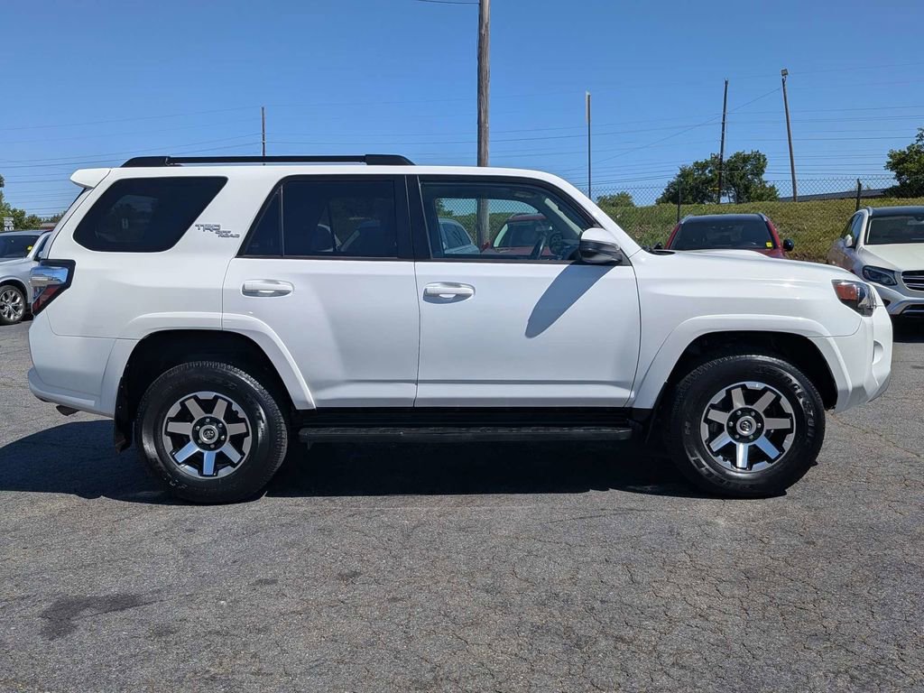 Used 2023 Toyota 4Runner TRD Off-Road image 4
