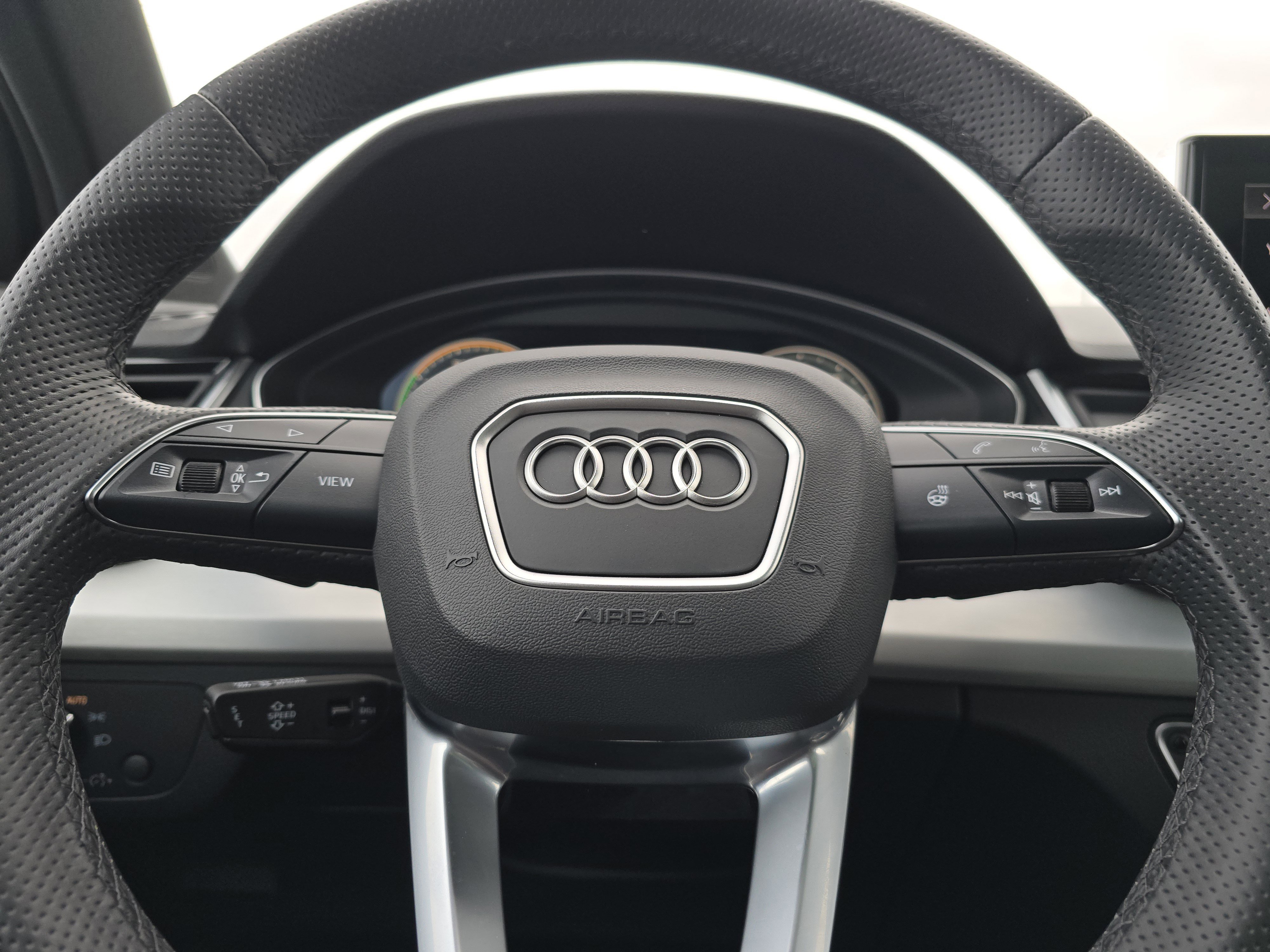 Certified 2024 Audi Q5 e Premium Plus w/ Premium Plus Package image 23