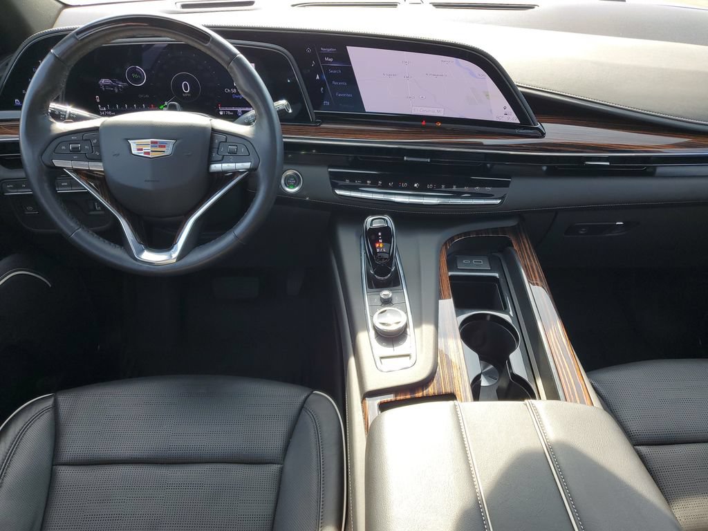 Used 2024 Cadillac Escalade ESV Premium Luxury w/ LPO, Floor Liner Package AWD/4WD image 24
