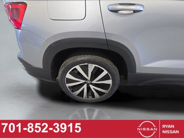 Used 2024 Volkswagen Taos SE image 21