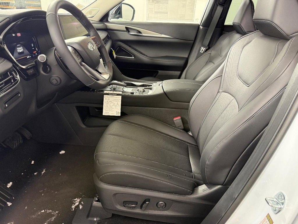 New 2026 INFINITI QX60 Luxe w/ Cargo Package image 11