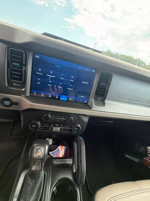 Used 2024 Ford Bronco Wildtrak AWD/4WD image 39