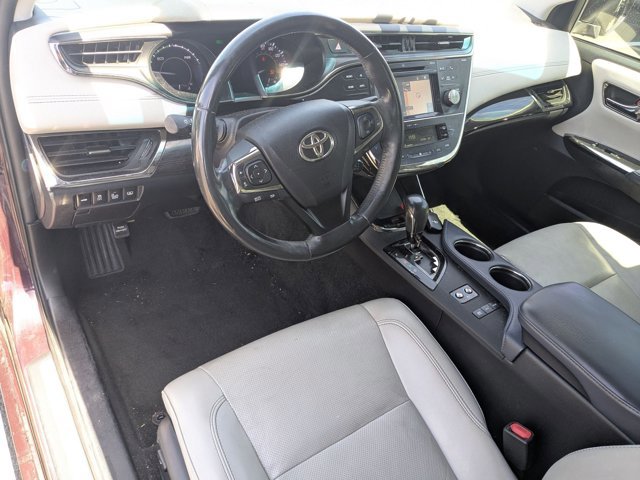 Used 2015 Toyota Avalon Limited w/ Technology Package FWD image 13