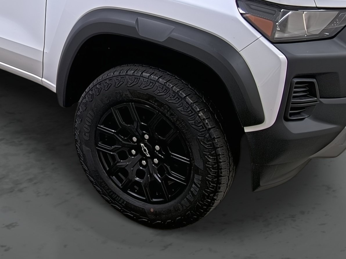 Used 2024 Chevrolet Colorado Trail Boss w/ Advanced Trailering Package AWD/4WD image 14