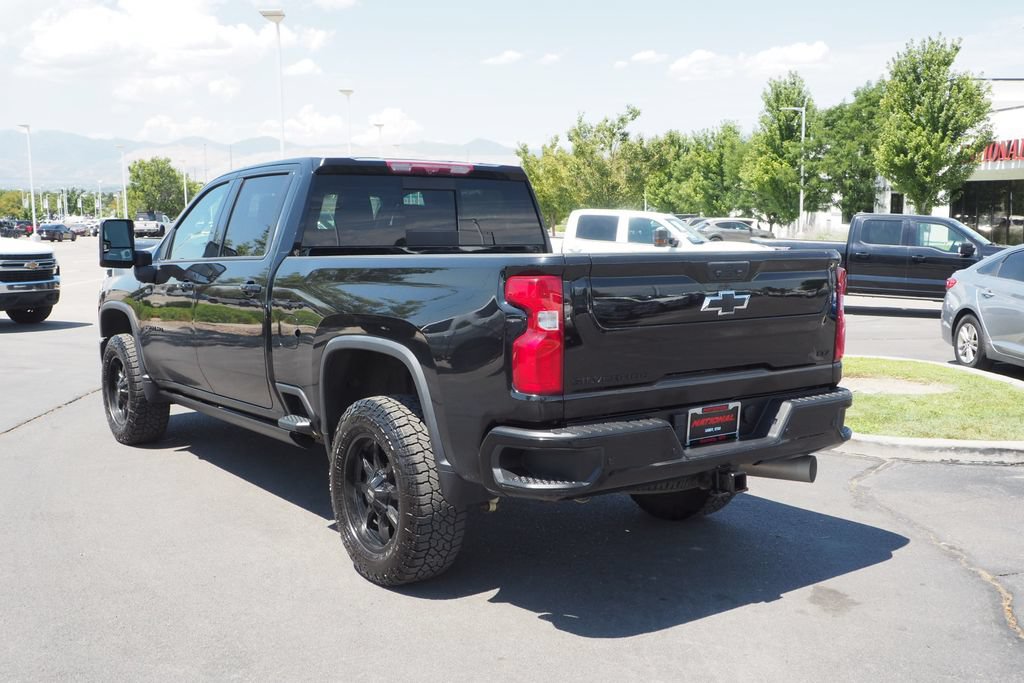 Used 2024 Chevrolet Silverado 3500 LTZ w/ LTZ Plus Package AWD/4WD image 5