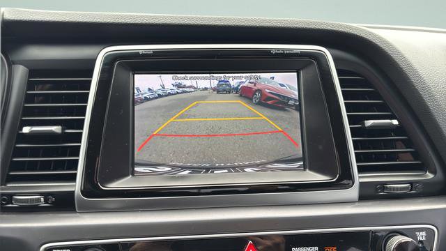 Used 2018 Hyundai Sonata Sport FWD image 16