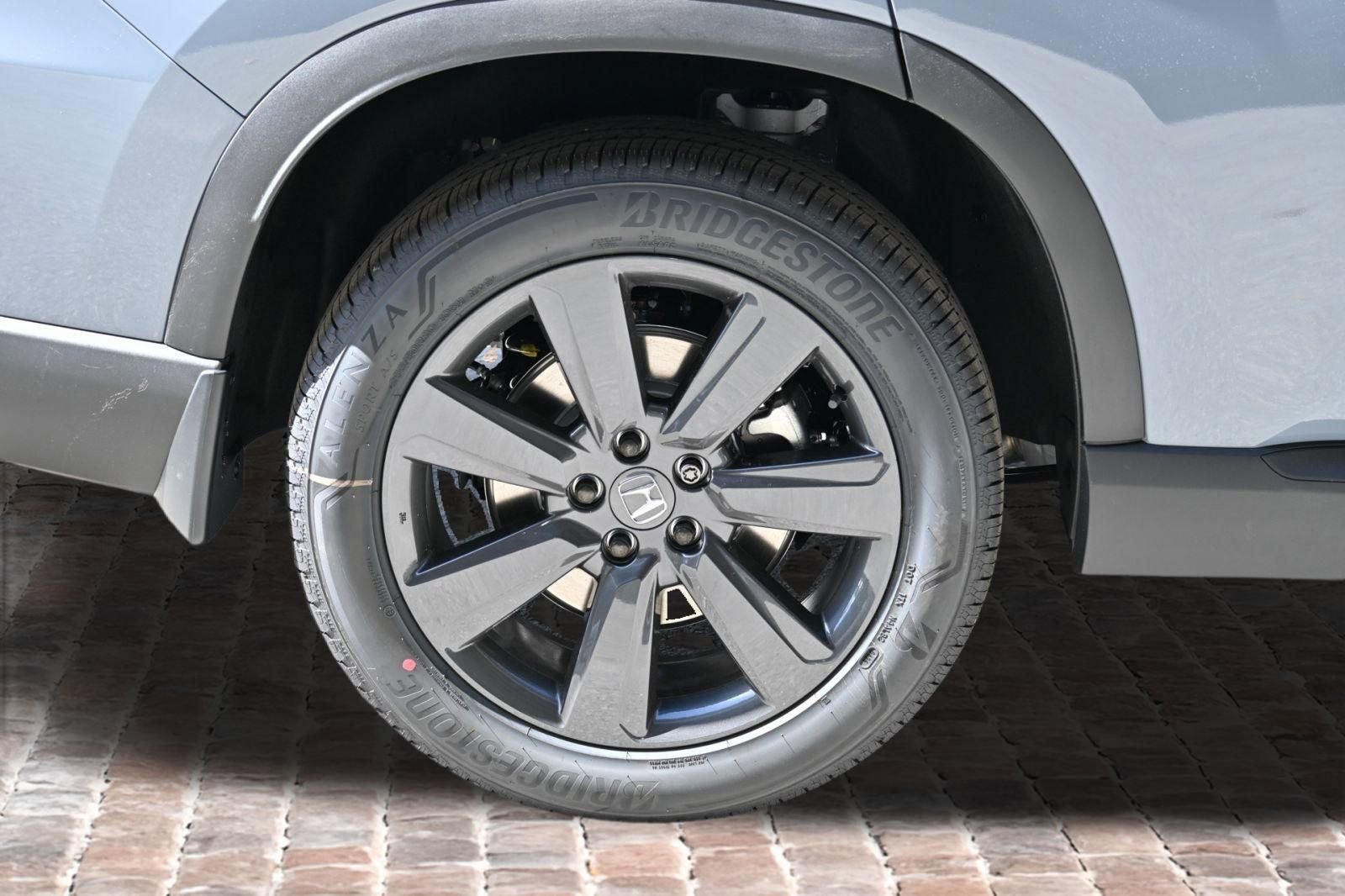 New 2026 Honda Pilot Sport image 42