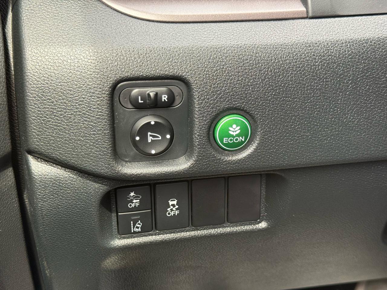 Used 2022 Honda Pilot Sport image 37