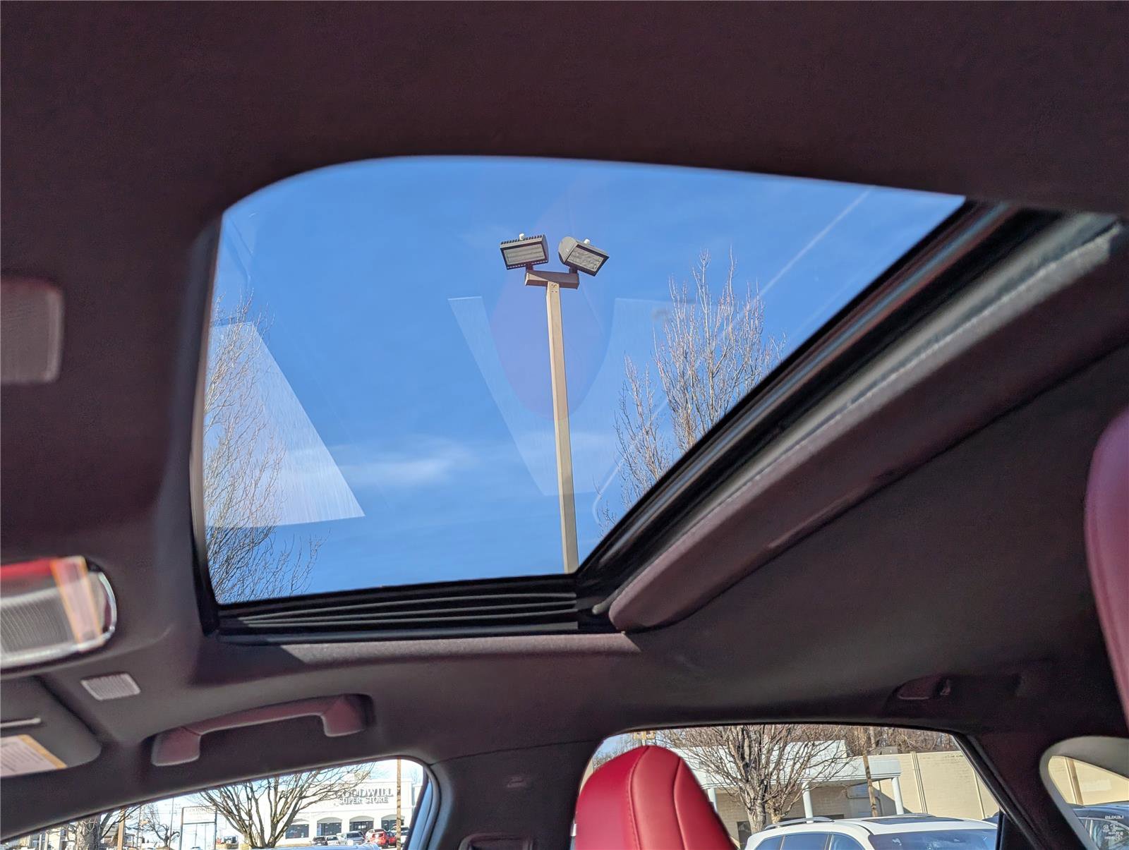 Used 2024 Lexus NX 450h+ AWD w/ Luxury Package image 19