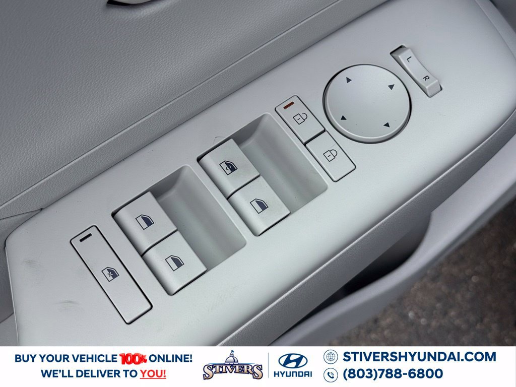 New 2027 Hyundai Kona SE FWD image 21