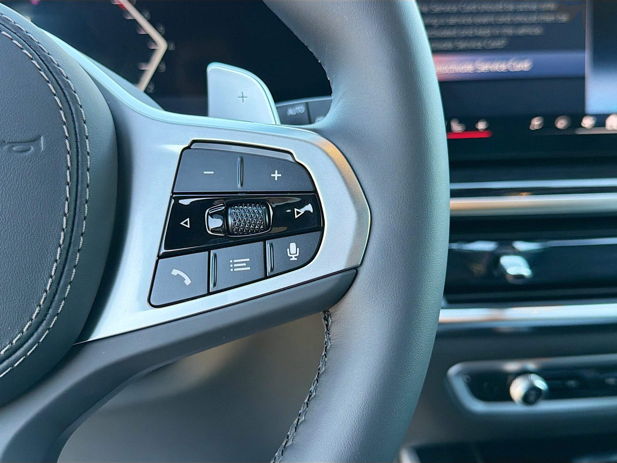 New 2026 BMW X5 sDrive40i image 38