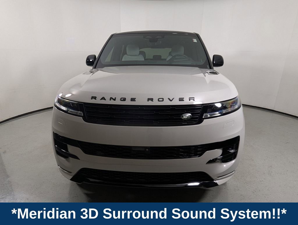 Used 2025 Land Rover Range Rover Sport Dynamic SE image 2