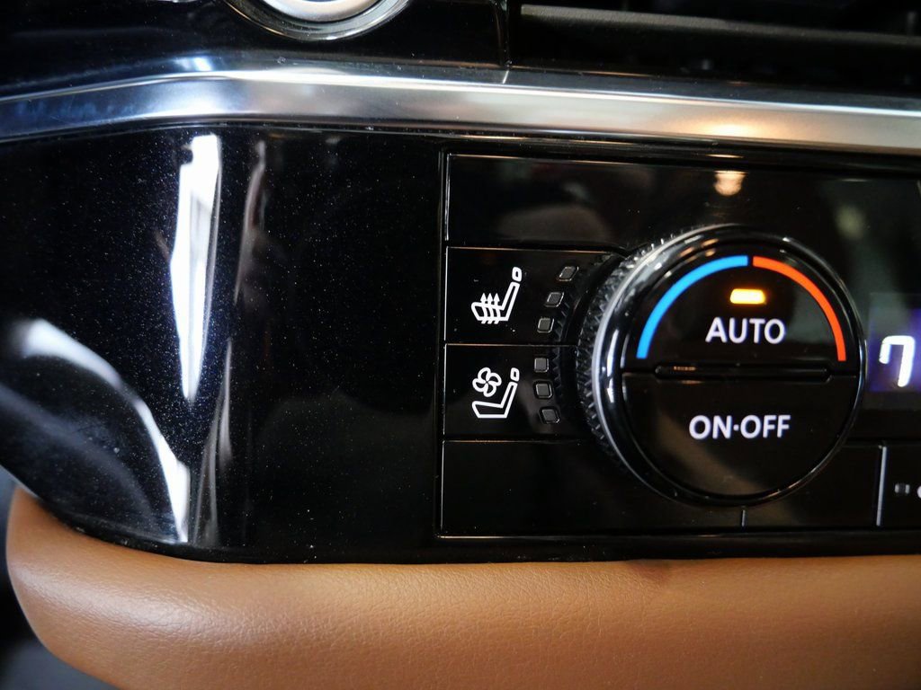 Used 2023 Nissan Pathfinder Platinum w/ Cargo Package image 30