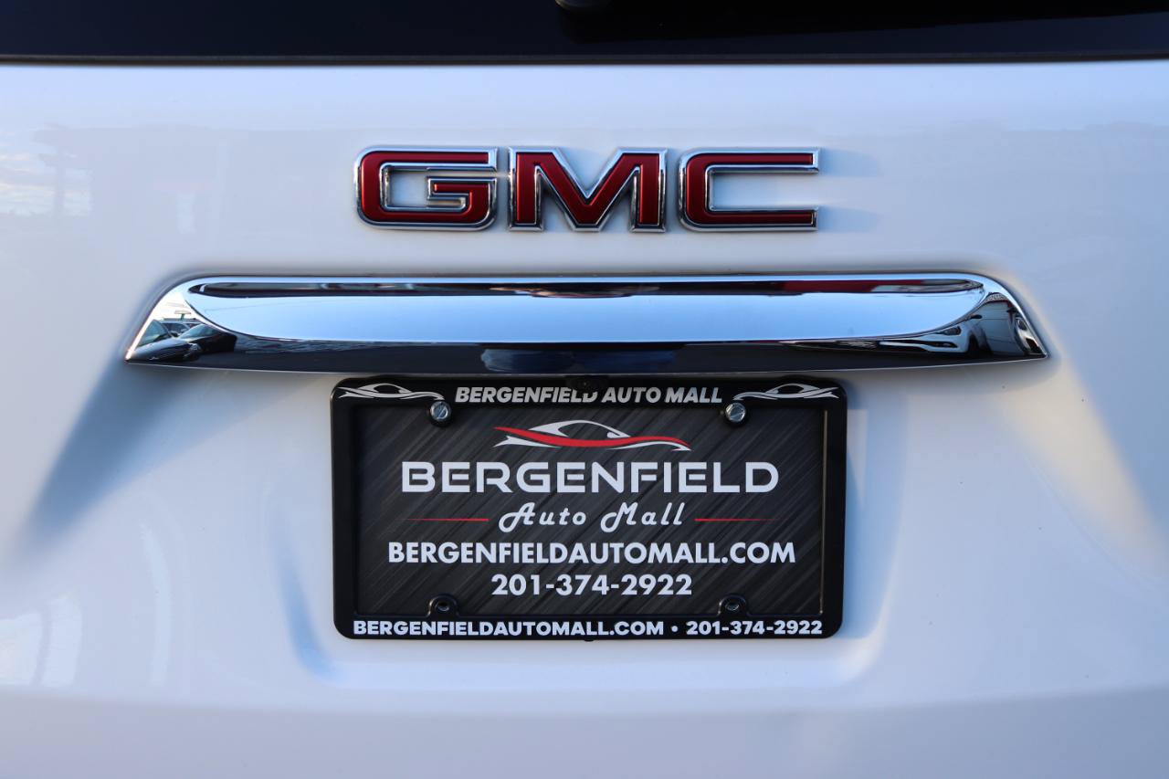 Used 2024 GMC Terrain SLE AWD/4WD image 55