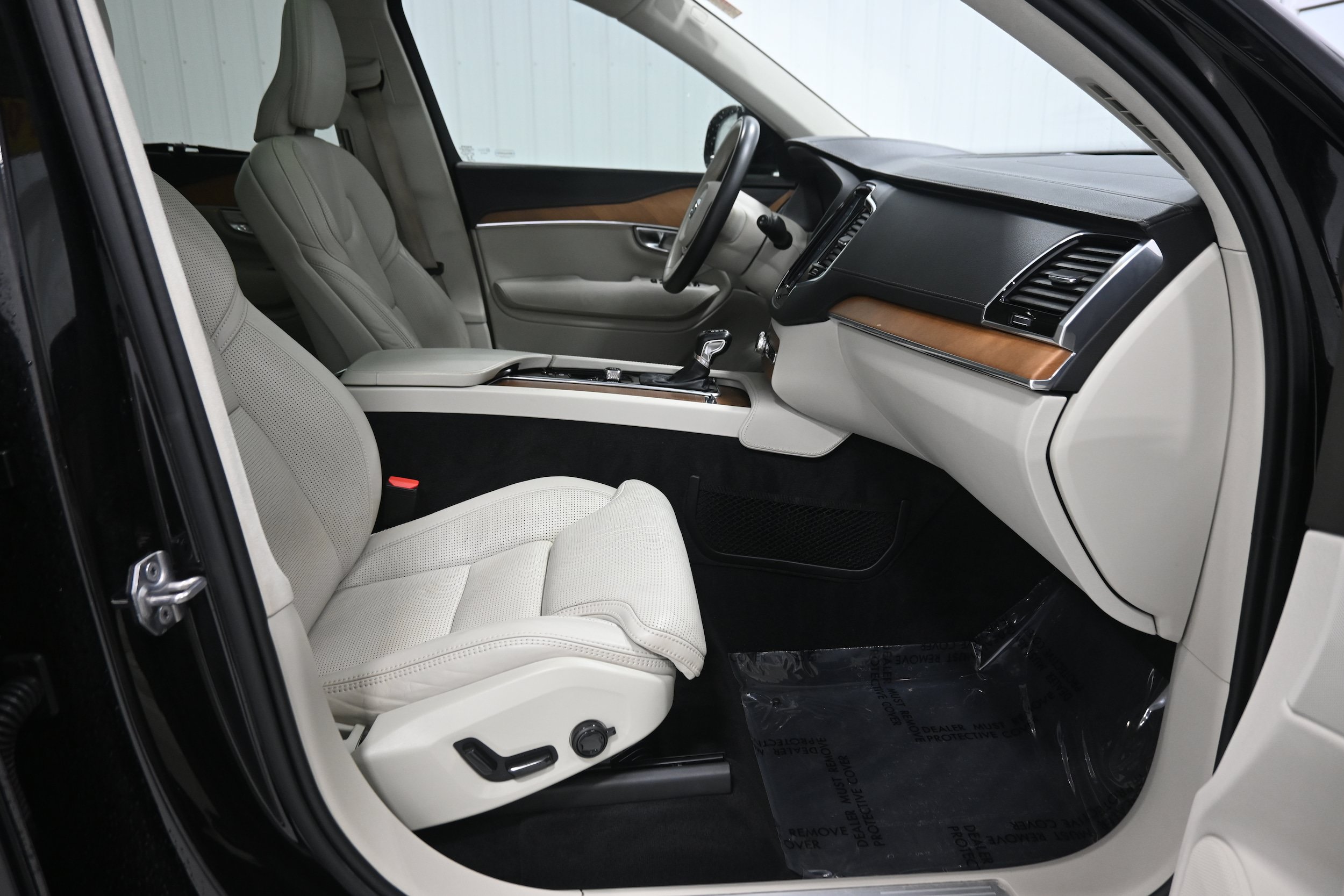 Used 2019 Volvo XC90 T6 Inscription w/ Luxury Package AWD/4WD image 26