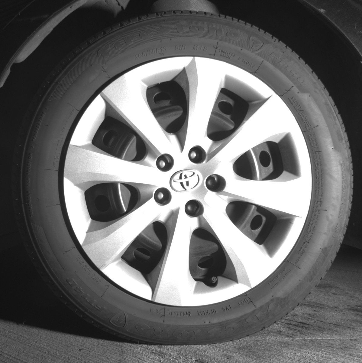 Used 2025 Toyota Corolla LE FWD image 12