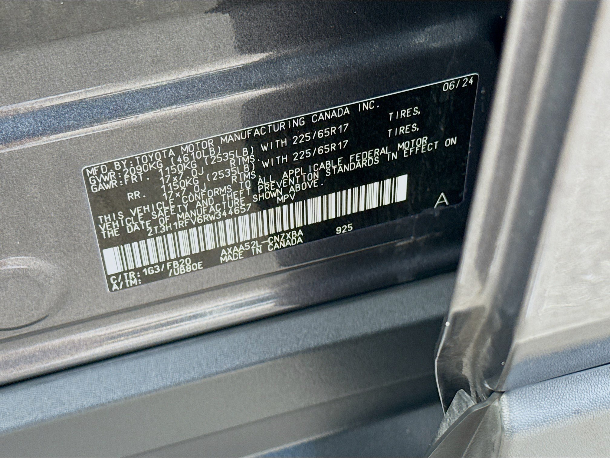 Used 2024 Toyota RAV4 LE FWD image 37
