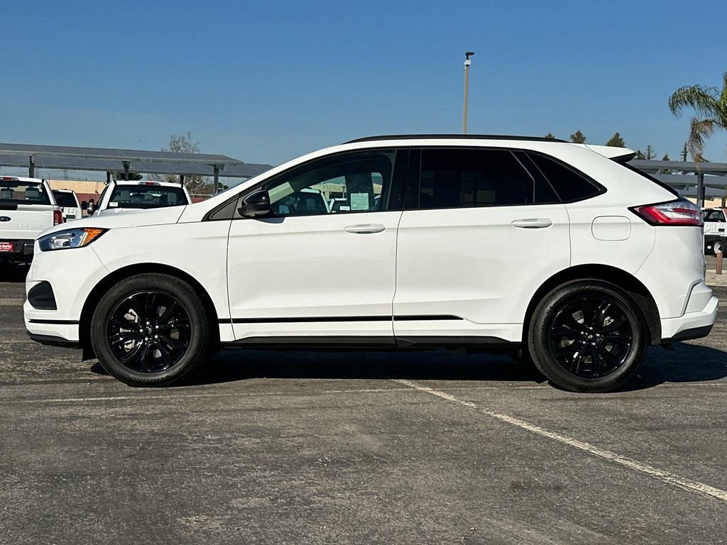 Certified 2024 Ford Edge SE w/ Black Appearance Package AWD/4WD image 6