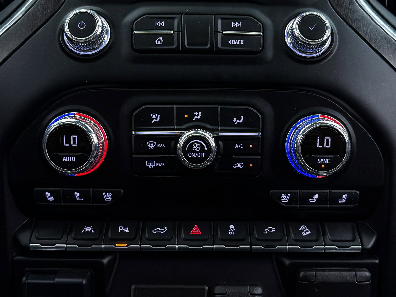 Used 2022 GMC Sierra 1500 AT4 w/ AT4 Premium Package image 30