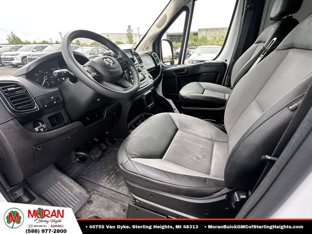 Used 2025 RAM ProMaster 2500 w/ Convenience Group FWD image 17