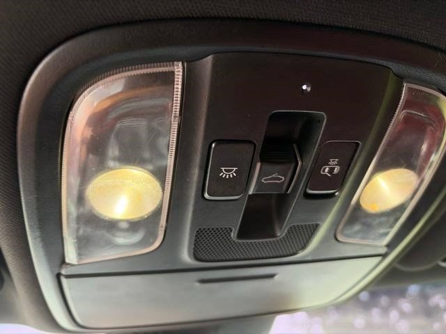 Used 2021 Kia Stinger GT-Line w/ Sun & Sound Package AWD/4WD image 30