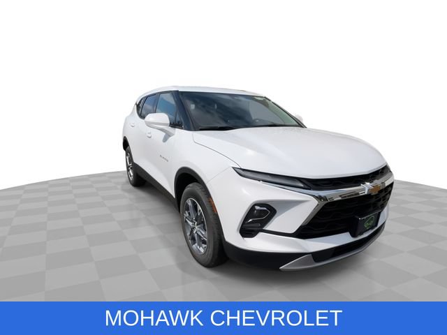 Certified 2024 Chevrolet Blazer LT w/ Driver Confidence Package AWD/4WD image 2