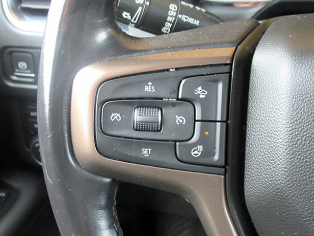 Used 2021 Chevrolet Suburban High Country image 23