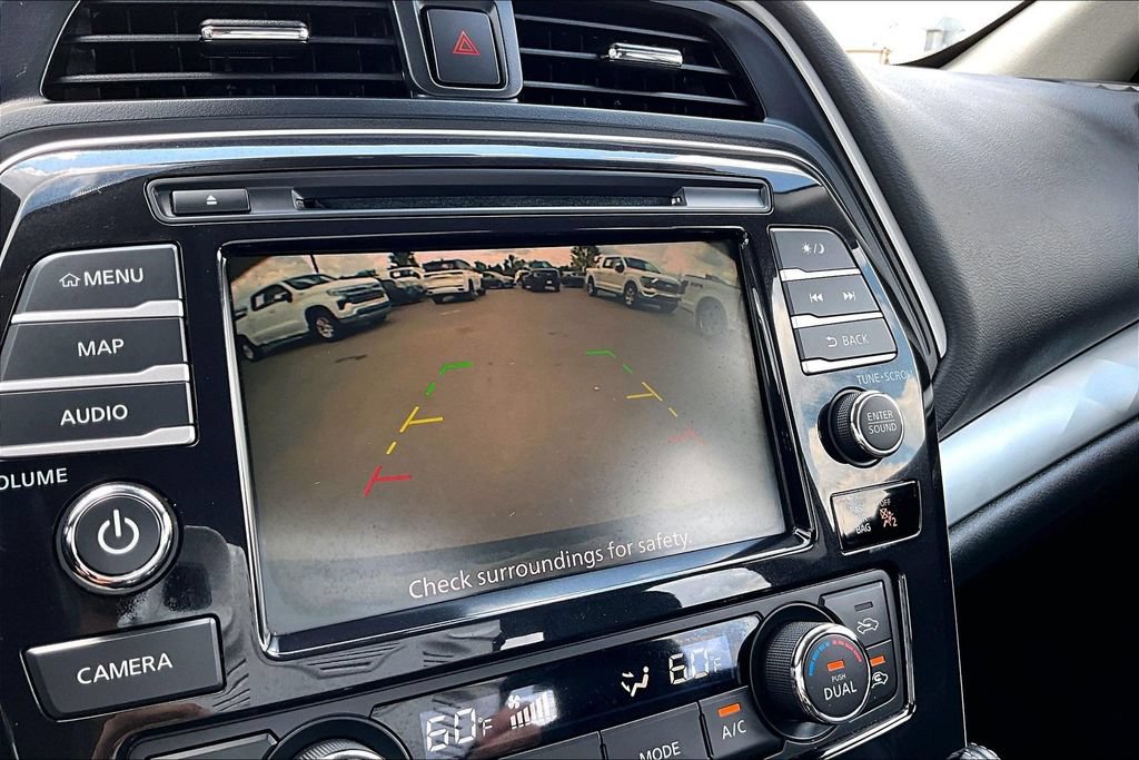 Used 2023 Nissan Maxima SL FWD image 17