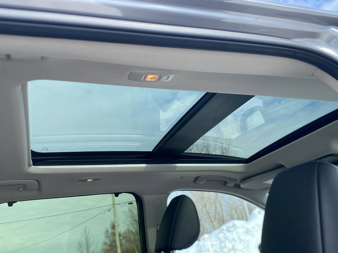 Used 2023 Nissan Rogue Platinum w/ Platinum Premium Package image 15