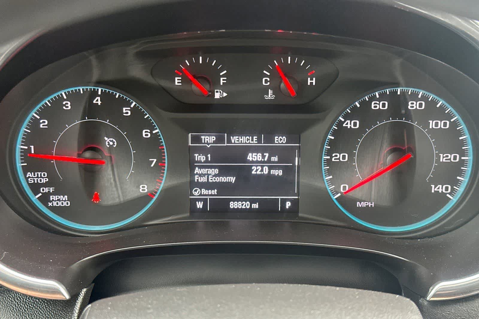 Used 2020 Chevrolet Malibu LT FWD image 27